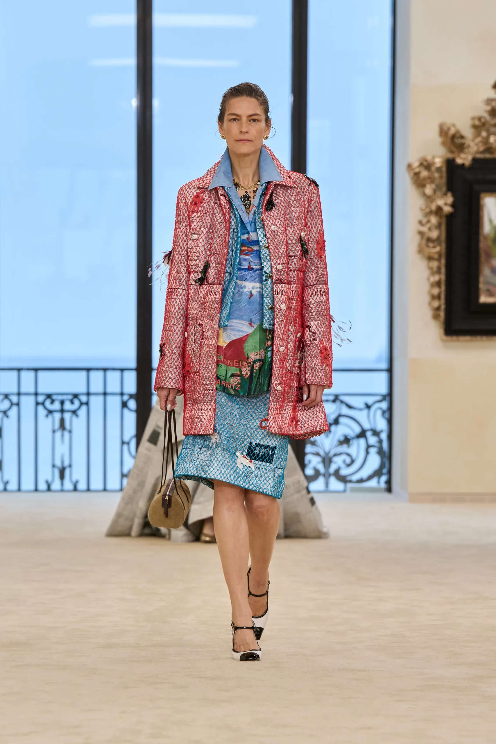 00070-chanel-resort-2027-credit-gorunway