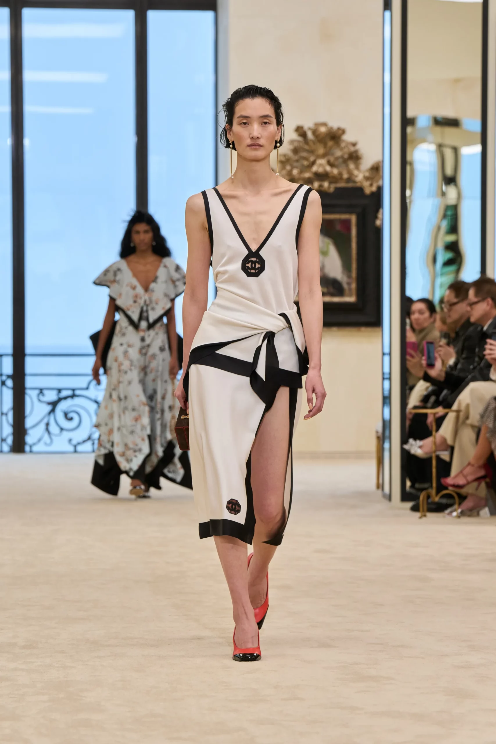 00073-chanel-resort-2027-credit-gorunway