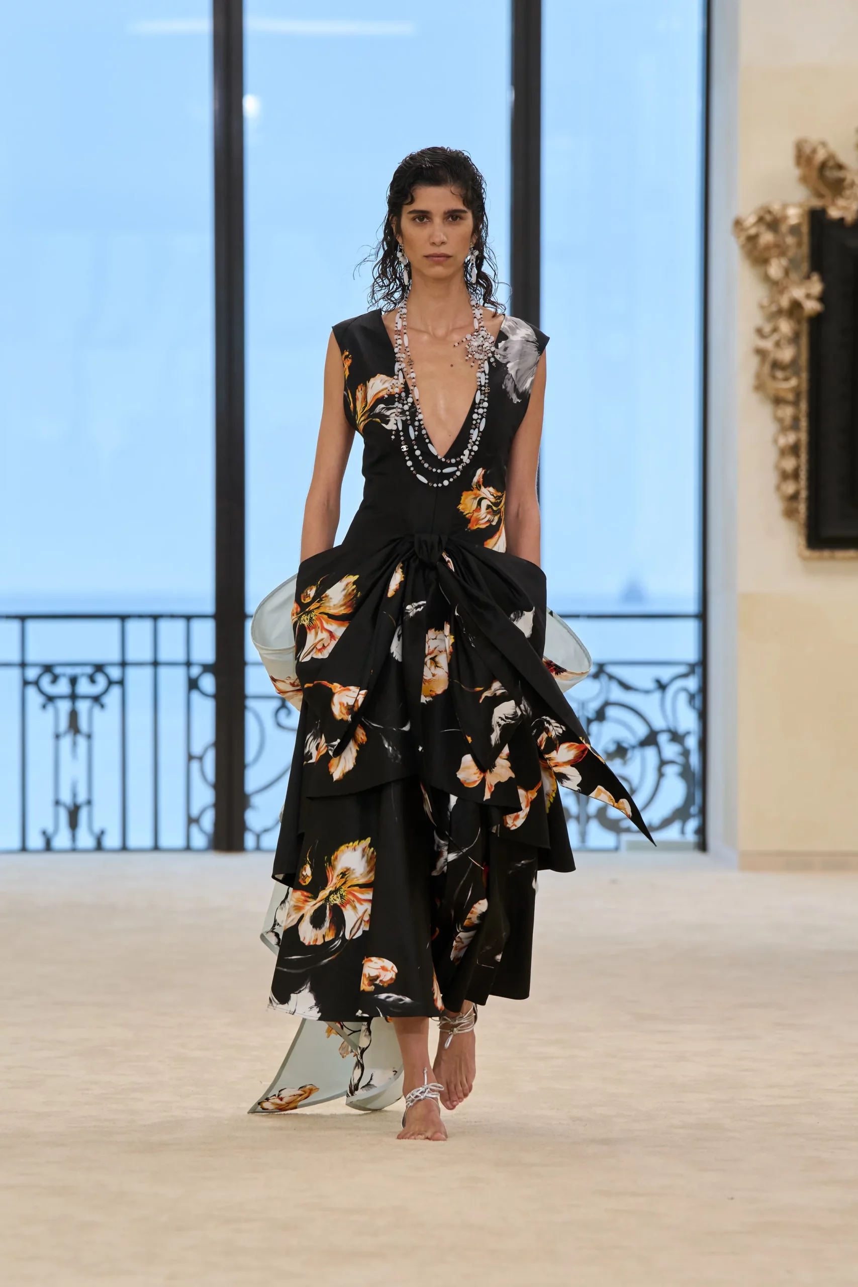 00076-chanel-resort-2027-credit-gorunway